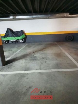 Garaje en venta en Universidad - Los Lirios en Logroño