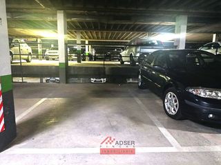 Garaje en venta en Universidad - Los Lirios en Logroño