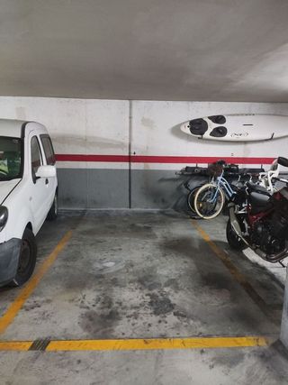 Garaje en venta en El Castell-Poble Vell en Castelldefels