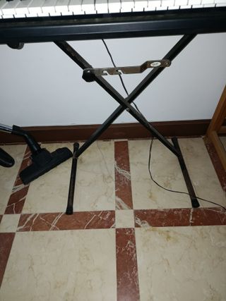 Teclado Yamaha PSR E463