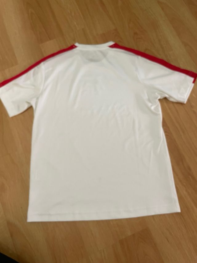 T-shirt desportiva branca e vermelha Joma