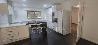 Casa pareada en alquiler en Piovera - Conde Orgaz en Madrid