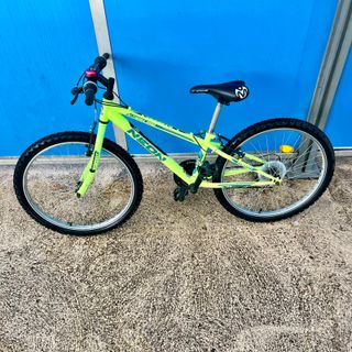 Bicicleta Neon Action Pro 24