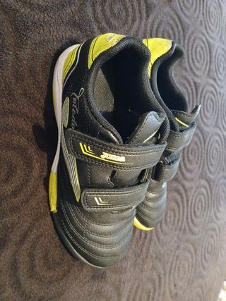 Botas fútbol turf niño n.32