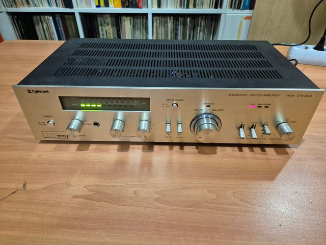 Amplificador Integrado Cybernet CTS-300A