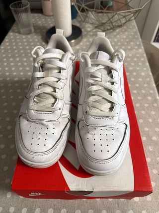 Zapatillas Nike Court Blancas Talla 37.5