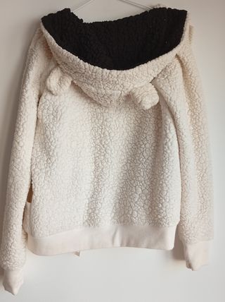 Chaqueta borreguito con capucha