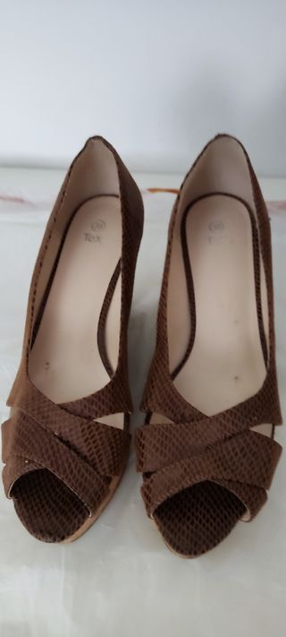 Zapatos cuña 