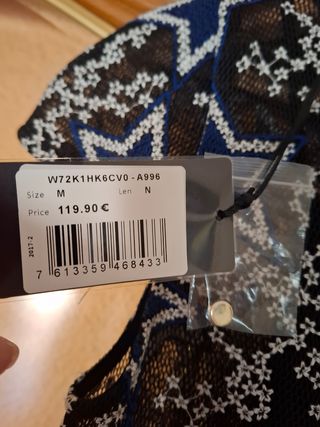 Vestido Negro con Estrellas Azules