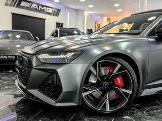 Audi RS6 GRIS MATE AKRAPOVIC