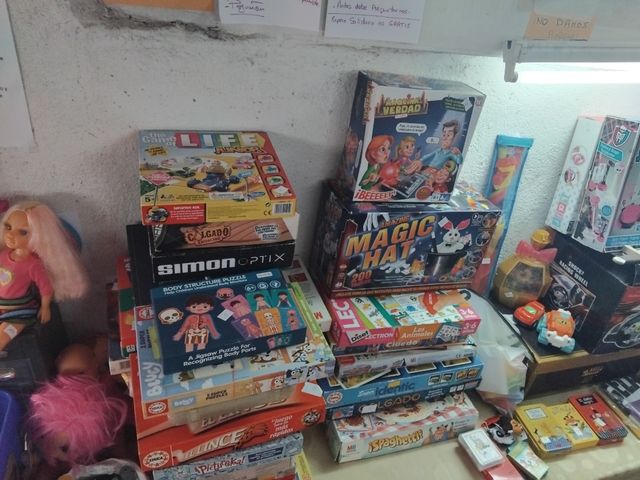 MERCADILLO SOLIDARIO