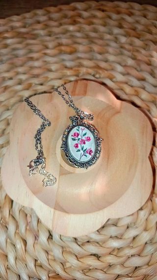 Collar camafeo artesanal 