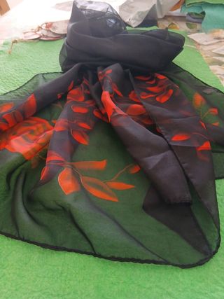 Foulard vintage nero e rosso viscosa
