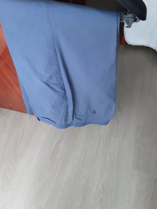 Traje chico talla 46