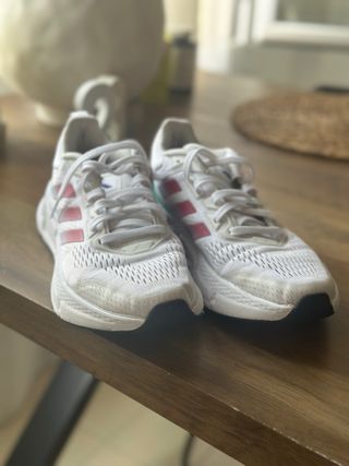 Zapatillas Adidas Performance Running Blancas (40)