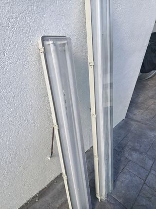 2 Pantallas fluorescentes usadas