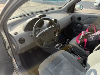 Daewoo Kalos 2004 1.4 gasolina