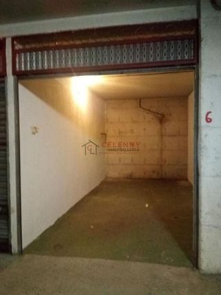 Garaje en venta en Ventiun en Ourense