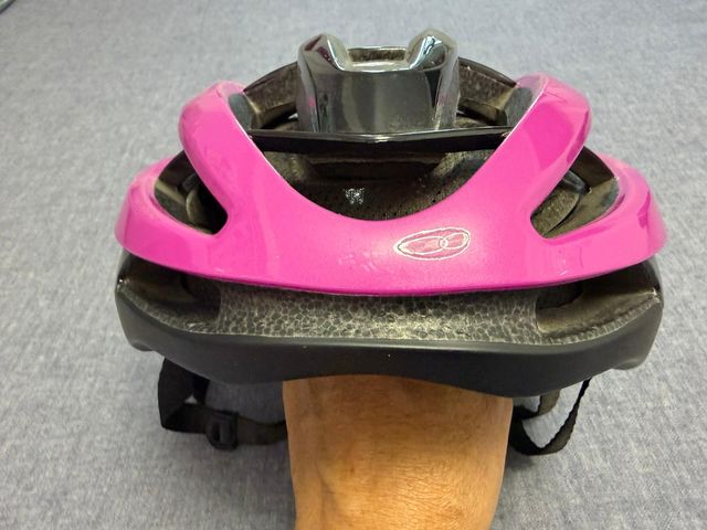 Casco ciclismo Gist negro-fuxia Talla S/M