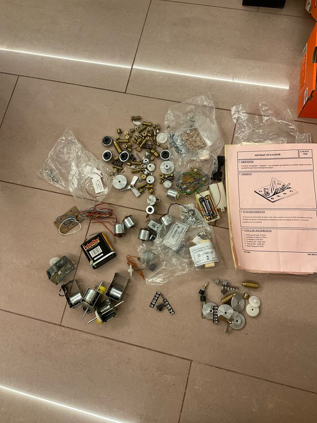 Motores Eléctricos Pequeños, Accesorios,ejercicios