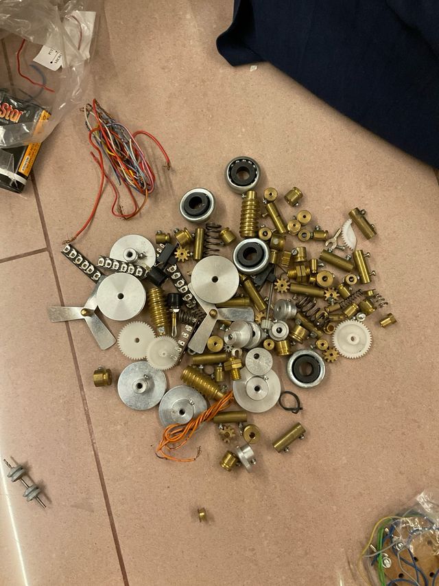 Motores Eléctricos Pequeños, Accesorios,ejercicios