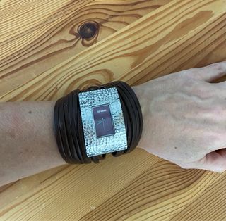 Reloj Nixon The Deveaux Esfera Morada
