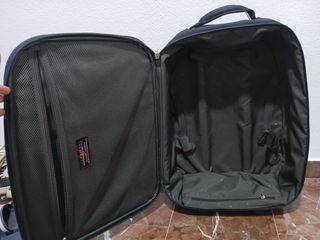 Maleta Roncato 10kg Negra Buen Estado