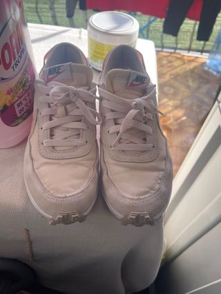 Zapatillas Nike Beige y Rosa