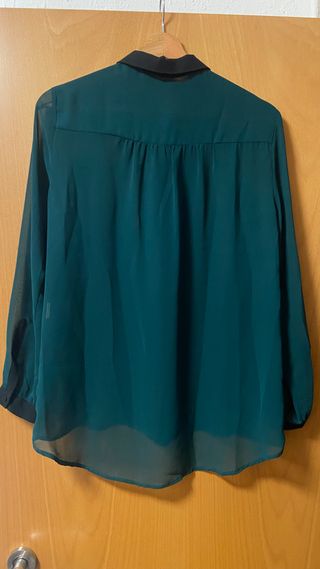 Blusa ZARA verde y negra transparente