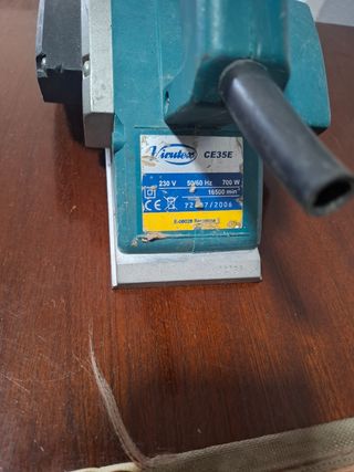 Cepillo Virutex CE35E para piezas