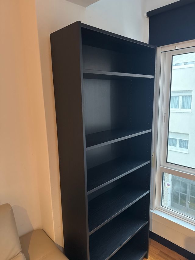 Estantería IKEA BESTÅ Marrón-Negro