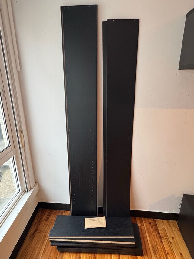 Estantería IKEA BESTÅ Marrón-Negro