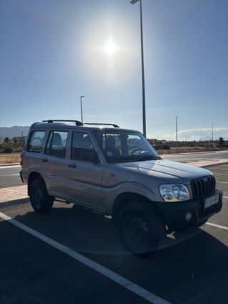 Todo terreno 4x4 Mahindra Goa Diesel