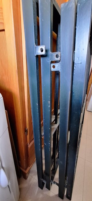 Rejas 4 unidades de seguridad metálicas 1.10 x 1.