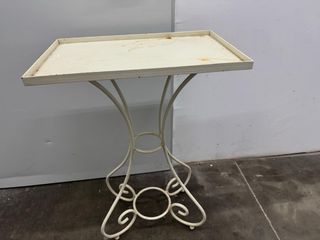 Mesa de forja estilo vintage
no envío