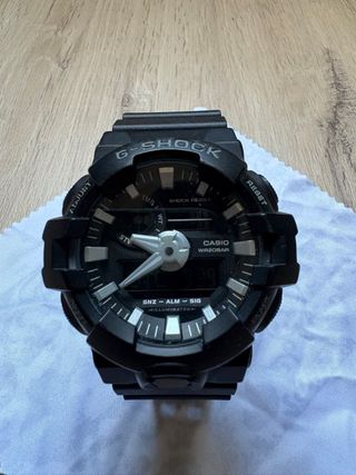 Reloj Casio G-Shock GA-700-1B Negro