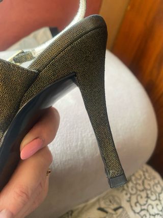 Sandalias Charles Jourdan Fiesta Oro Multicolor 