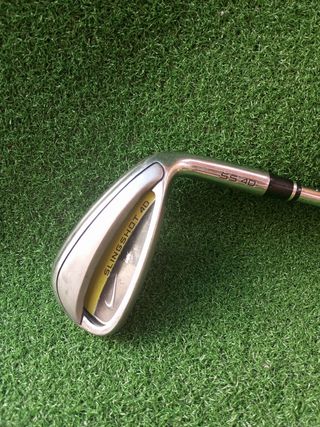 Palo de golf Nike Slingshot 4D hierro Pitching