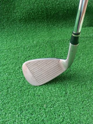 Palo de golf Nike Slingshot 4D hierro Pitching