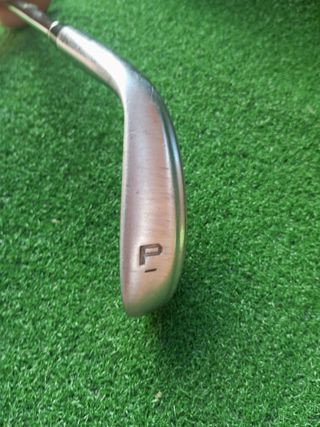 Palo de golf Nike Slingshot 4D hierro Pitching