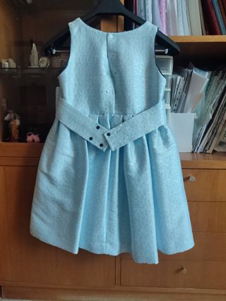 Vestido ceremonia niña azul
Talla 10