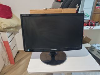 Monitor Samsung SyncMaster SA100 LED 22 pollici 