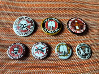 Lote de 7 Chapas VIEJO FONDO ultras Logroñés