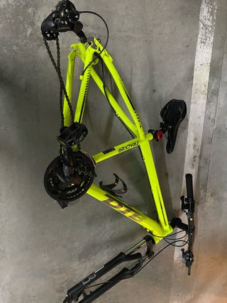 Bicicleta Tracker 27.5