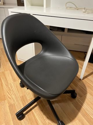 Silla de escritorio negra