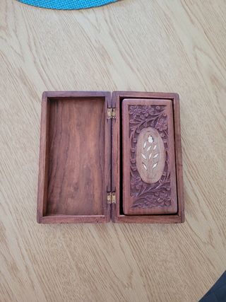 2 Cajas de madera talladas antiguas