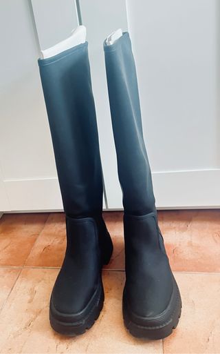 Botas altas negras