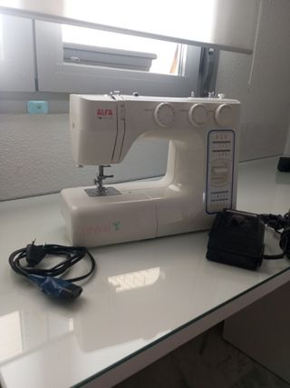 Máquina de coser Alfa Sewal X