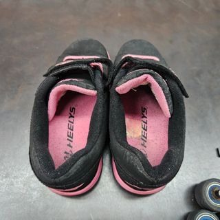 Zapatillas Heelys X2 Talla 32 con Ruedas