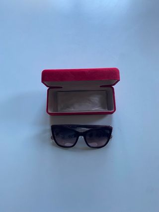 Gafas de sol Carolina Herrera negras NUEVAS